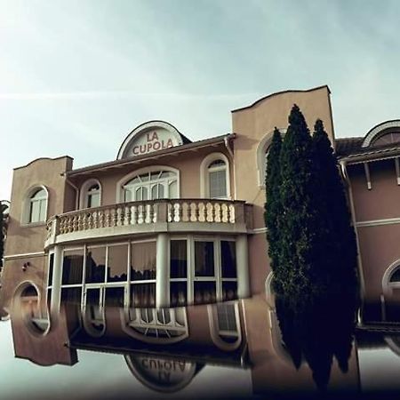Pension La Cupola Târgu-Mureş Εξωτερικό φωτογραφία