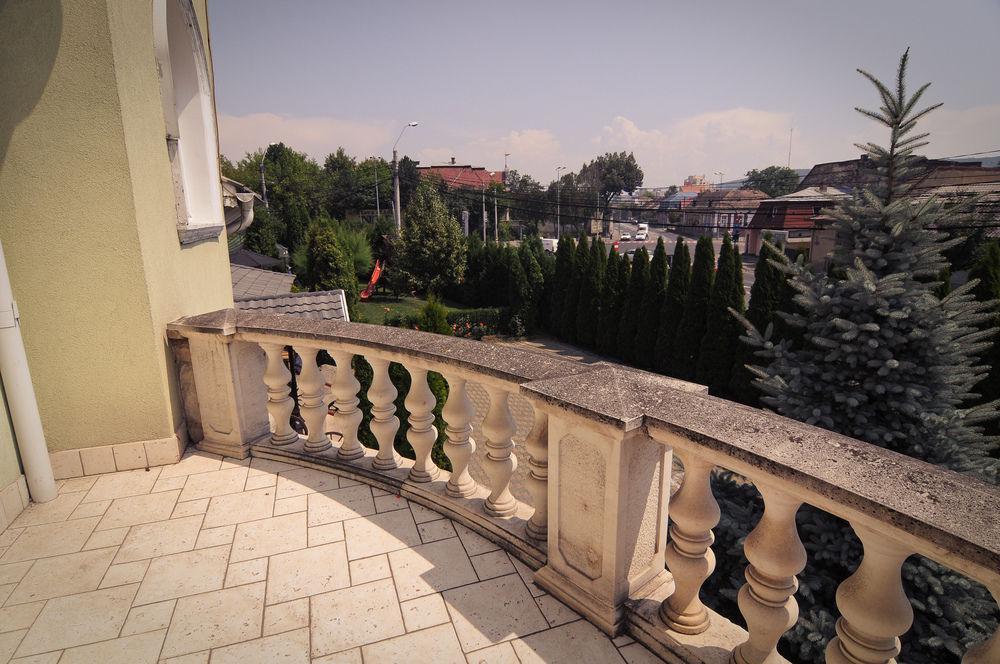 Pension La Cupola Târgu-Mureş Εξωτερικό φωτογραφία
