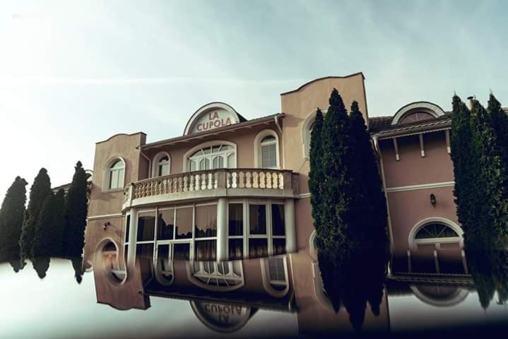 Pension La Cupola Târgu-Mureş Εξωτερικό φωτογραφία